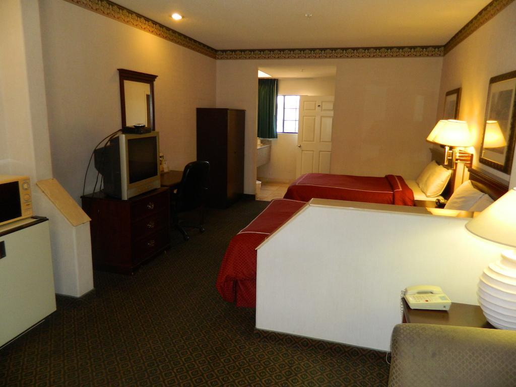 Capital Suites Blythe Dış mekan fotoğraf